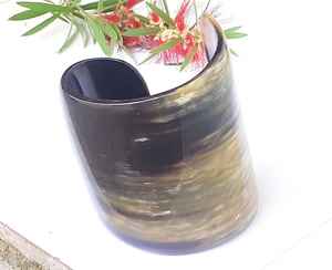 Brazalete de cuerno de búfalo natural, brazalete, joyería de hueso de cuerno hecha a mano - Product Image 2