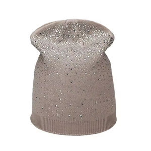 Bonnets en strass dans une matière souple Bonnets Casquettes Marque privée de haute qualité Meilleure vente Prix de gros Nouveau design Bonnet en strass - Product Image 6