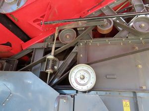 Cosechadora de Granos Massey Ferguson 9560 Usada en Buen Estado para Maíz, Maquinaria Agrícola - Product Image 5