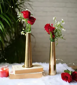 แจกันเหล็กตกแต่งสไตล์ชายฝั่งที่ทันสมัยสำหรับห้องนั่งเล่นแจกันดอกไม้โลหะรูปข้าวโพดสีทองหรูหราสำหรับตกแต่งห้องนอนหรือตกแต่งโต๊ะ - Product Image 1