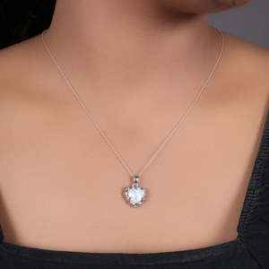 Collar con Colgante de Piedra Lunar en Forma de Corazón, Chapado en Rodio, Plata de Ley 925, Hipoalergénico, Resistente al Deslustre, Moderno, para Mujer, Regalo - Product Image 2