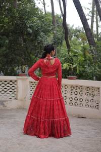 ชุดเสื้อชินอน lehenga แบบดั้งเดิมดีไซเนอร์พร้อมเสื้อคลุมแบบมีรอยจีบสำหรับงานปาร์ตี้งานบอลลีวู้ด - Product Image 2