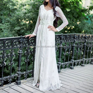 Full <b>White</b> Two Peice Kaftan With Embroidery and <b>Belt</b> - Product Image 1