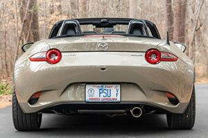 Mazda MX-5 Miata Grand Touring 2024 d'occasion en excellent état - Product Image 2