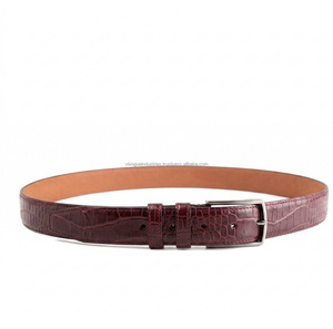 Cinturón de Cuero Marrón para Hombre con Grabado de Piel de Cocodrilo Vintage de Calidad Superior, Herrajes de Cobre, Técnica de Trenzado y Costuras de Precisión - Product Image 5