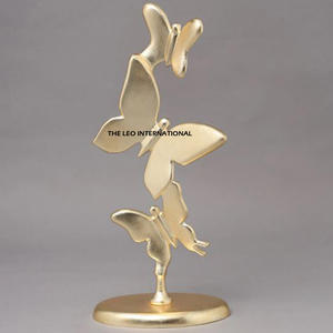 Escultura de aluminio pulido contemporáneo para interiores de oficinas de lujo con base de mármol Escultura de diseño de hoja grande - Product Image 2