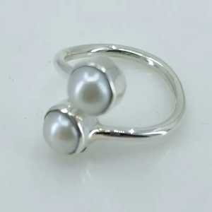 Bague ajustable en argent sterling 925 faite à la main avec deux perles, pierre de naissance de juin, cadeau idéal pour elle - Product Image 2