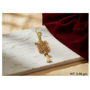 Maang Tika de mariée traditionnelle en plaqué or pour femmes avec détails Polki et perles au prix d'exportation - Product Image 3