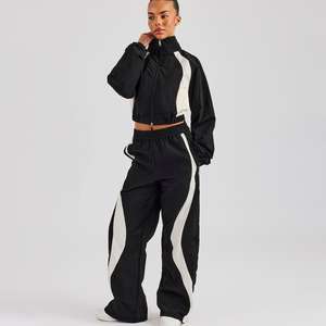 Survêtement en nylon à panneau contrasté avec fermeture éclair Noir Ensembles pour femmes Survêtements à bas prix Tenue de survêtement deux pièces - Product Image 3