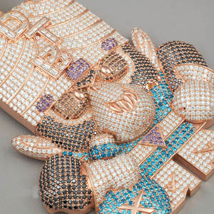 Colgante de diamante Hip Hop cultivado en laboratorio de moda único meticulosamente elaborado en diamantes de claridad VVS de Plata de Ley 925 - Product Image 2