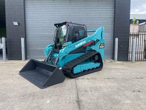 Minicargadora compacta usada de calidad Sunward SWTL4528/SWE4538 con motor Kubota disponible para la venta. ¡Aprovecha ahora! - Product Image 2