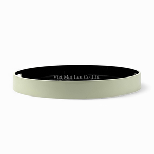 Plateau en laque à motif de feuilles décoratives, fait à la main pour servir de la nourriture, stylisme de table et décoration de la maison, fabriqué au Vietnam - Product Image 3