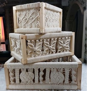 Panier de rangement en coton naturel macramé offrant un rangement élégant et flexible pour toute la maison avec une ambiance bohème confortable - Product Image 5