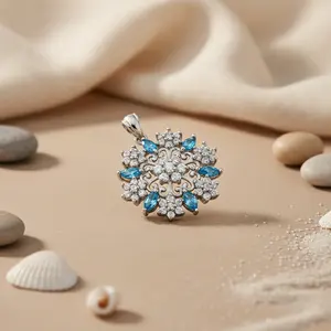 Pendentif en forme de flocon de neige en or rose rhodié fait à la main avec topaze bleue pour femmes - Product Image 1