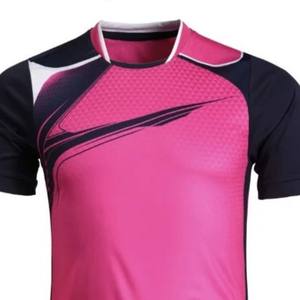 Uniforme de football pour hommes Tissu durable Vente à chaud Top Tendance Taux raisonnable Uniforme de football pour hommes de haute qualité - Product Image 4