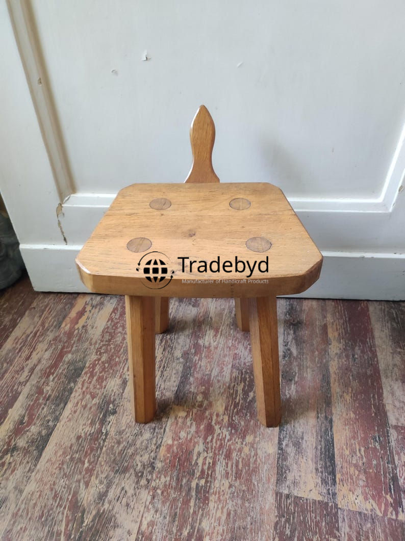 Available in different Colors