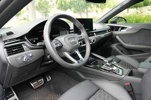 Audi RS5 Sportback essence 2022, faible kilométrage - Product Image 2