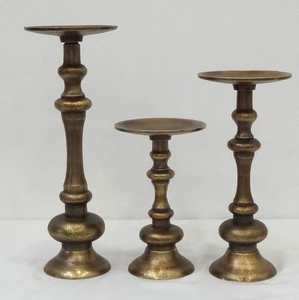 Candelabro Moderno y Elegante de Aluminio Niquelado para Centro de Mesa, Portavelas Decorativo para el Hogar - Product Image 6