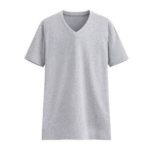 Col en V grande taille EU USA 150 Gsm 100% coton hommes à manches courtes unisexe Oem logo personnalisé plaine col en v t-shirt T-shirt pour hommes - Product Image 6