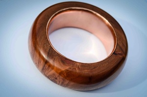 SÍMBOLOS Diseño Brazalete y pulsera de madera Tamaño personalizado Pulseras de madera Brazalete Hecho a mano Flor Brazalete de madera Brazalete - Product Image 2