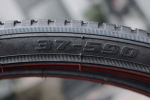 Neumático de Bicicleta Plegable KUMA KB202B, de Caucho Natural Resistente, con Patrón de Bloques, Color Negro, para Uso Urbano, Montaña y Bicicletas Plegables, ¡EN OFERTA! - Product Image 6