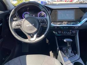 Usado cuidadosamente 2022 Kia Niro LXS 4dr SUV - Product Image 3