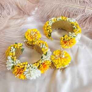 Conjunto de Brazaletes de Joyería de Cuarzo Hechos a Mano con Plástico de la Mejor Calidad, Estilo Punjabi, Cultura Nupcial, Brillante, Jasmine Gajra - Product Image 6