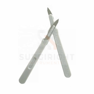 Poignée de scalpel en plastique | Fournisseur d'instruments dentaires médicaux chirurgicaux à usage unique par Surgiright Instruments - Product Image 1