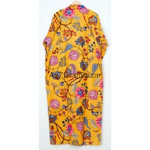 ชุดคลุมอาบน้ำผ้าฝ้ายพิมพ์ลายดอกไม้ ทำมือ น้ำหนักเบา สไตล์ลำลอง ความยาวคลุมเข่า เหมาะสำหรับใส่นอน ใส่ไปทะเล หรือใส่คู่กับชุดบิกินี่ - Product Image 6