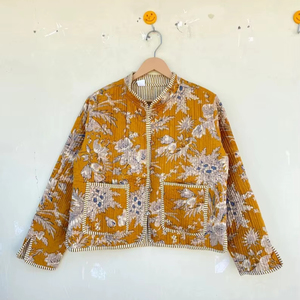 เสื้อโค้ทลำลองสำหรับผู้หญิงสำหรับฤดูหนาว พร้อมลายพิมพ์บล็อกด้วยมือ แจ็คเก็ตผ้าควิลท์ ทำด้วยมือ ผ้าสำหรับผู้หญิง เทคนิคการซักแบบวินเทจ สไตล์ใหม่ - Product Image 1