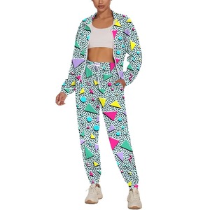 Ensemble de survêtement d'extérieur à logo personnalisé coupe-vent à capuche respirant avec tissu imperméable ensemble veste et pantalon d'extérieur à motif solide - Product Image 2