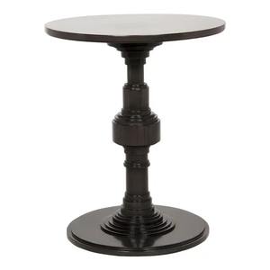 Table d'appoint en aluminium de qualité d'exportation avec finition métallique pour les coins de salon, les patios ou les espaces de salon disponibles à la vente - Product Image 1