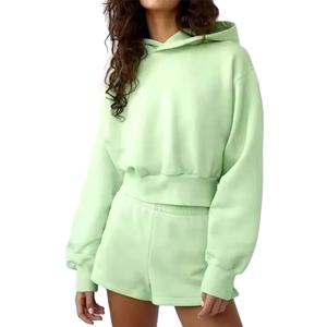 Ensembles pour femmes : Shorts en coton et sweat à capuche, ensembles de shorts pour femmes, ensemble deux pièces, shorts personnalisables - Product Image 1