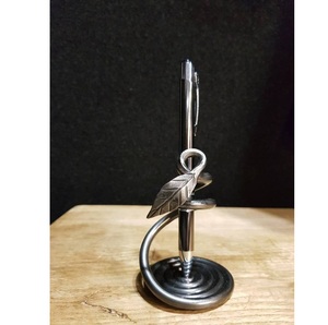 Minimalist Iron Metal Pen Pencil Holder <b>Pink</b> Finish Shape Light Weight Contemporary Design for Home Office Desktabletop Decor - Product Image 4