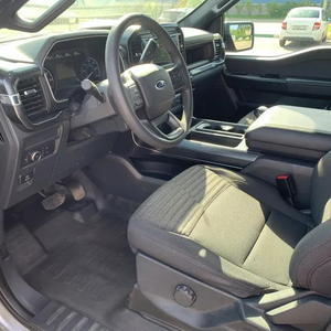 รถกระบะขนาดใหญ่ ปี 2024 รุ่น Super Crew เจนเนอเรชั่นที่ 14 เครื่องยนต์เทอร์โบ 4 ประตู เบาะหนัง ล้อแม็ก R17 ภายในสีเข้ม สภาพดี - Product Image 4