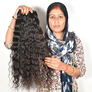 100% vente en gros vendeur naturel pur vierge cheveux humains femme faisceaux noirs crépus bouclés remy temple brut cheveux humains indiens - Product Image 4