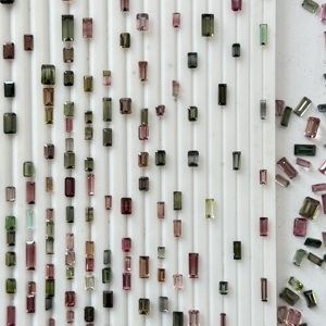 3*5ได้ถึง4*8ผสม Baggite ทัวร์มาลีนอัญมณีหลวมทุกสี - Product Image 3