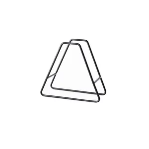 Posavasos de metal con forma triangular para posavasos redondo, el mejor recubrimiento de polvo negro con soporte de metal para posavasos para el hogar y la Mesa