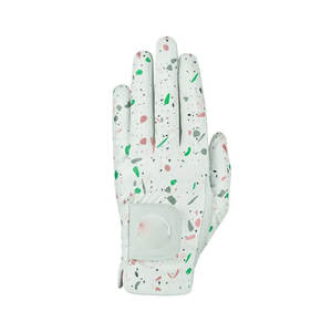 Vente flash Gants de golf professionnels personnalisés Super doux et respirants en cuir de cabretta/mouton pour maximiser les performances - Product Image 4