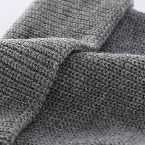 High Quality Custom Men's Winter Beanie Caps Black Acrylic Warm Knitted <b>Thermal</b> Plain Wholesale Jacquard Beanie Cap - Product Image 6