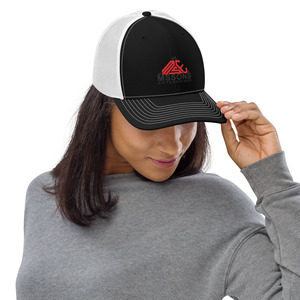 Vente en gros de casquette de camionneur tendance casquette snapback en maille respirante pour les boutiques de mode et les amateurs de plein air. - Product Image 2