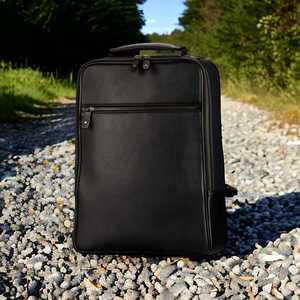 Meilleur sac à dos unisexe pour voyageurs d'aventure Logo personnalisé en cuir véritable Fermeture à glissière FBA Fashion Style Leather Genuine Leather - Product Image 1