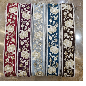 Fleurs brodées sur mesure de plusieurs façons dans des motifs floraux pour diverses fins en largeur de 2 pouces. - Product Image 6