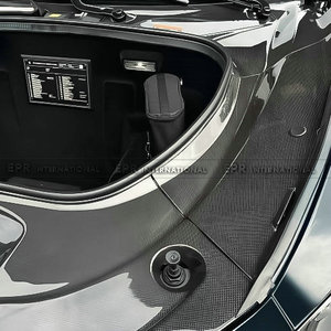 Kit carbone sec premium 3 pièces style OEM pour capot avant Ferrari F8, apparence sportive agressive - Product Image 2