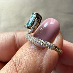 Anillo de Compromiso con Diamante Cultivado en Laboratorio, Corte Ovalado, Color Azul, Certificado IGI, en Oro de 14k con Incrustaciones de Pavé, Anillo de Boda para Mujer - Product Image 5