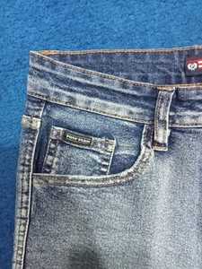 Derniers shorts à la mode pour garçons Short en jean bleu en tissu confortable pour garçons Pantalon en jean d'été extensible, respirant et lavable pour garçons - Product Image 4