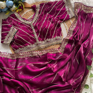 Saree en soie douce pure indienne de style Bollywood avec bordure en dentelle et chemisier de séquence de broderie, saree de vêtements de fête. - Product Image 1