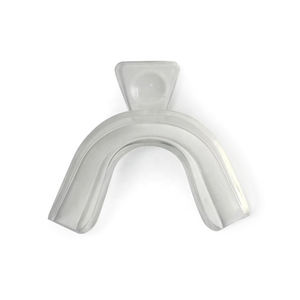 ชุดอุปกรณ์ป้องกันฟันพร้อมกล่องเก็บ เหมาะสำหรับคาราเต้ เทควันโด มวย คิกบ็อกซิ่ง สำหรับผู้ใหญ่ที่ต้องการการปกป้องฟันอย่างหนัก - Product Image 2