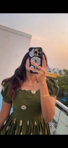 Vestido de una pieza de mujer Georgette bordado de algodón de diseñador de manga elegante, estilo indio Salwar para fiestas de boda para adultos - Product Image 2