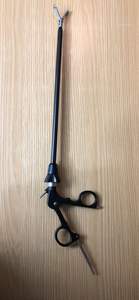 Pinza Babcock Kara Mediclust de 10 mm es una herramienta laparoscópica atraumática utilizada en cirugía mínimamente invasiva (laparoscopia) - Product Image 2